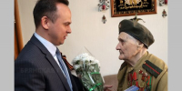 В Брянске поздравили ветерана ВОВ Палину Сергееву с 80-летием Победы - Газета Мглинские Вести